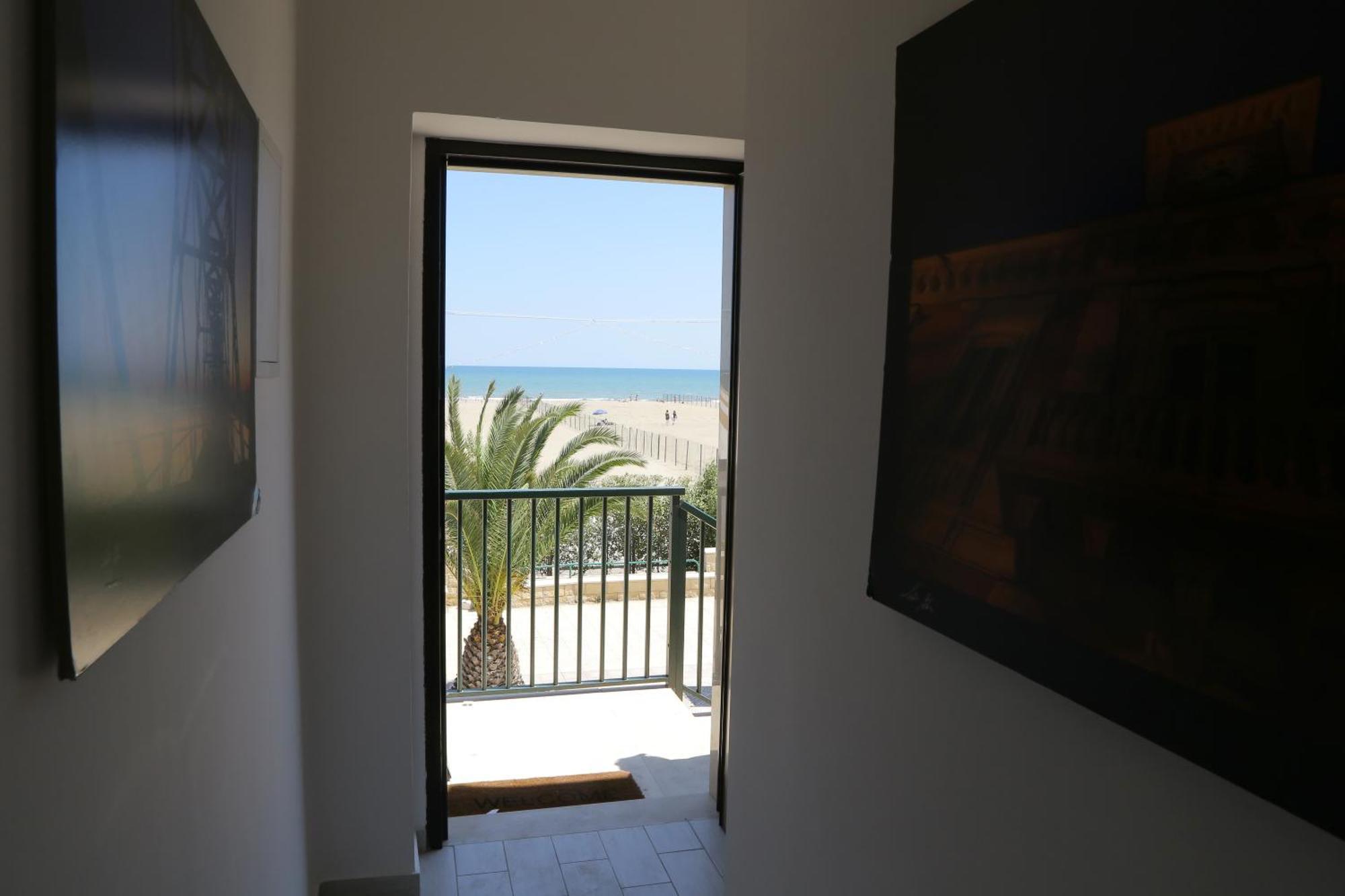 Rooms La Perla Del Mare Margherita Di Savoia Luaran gambar